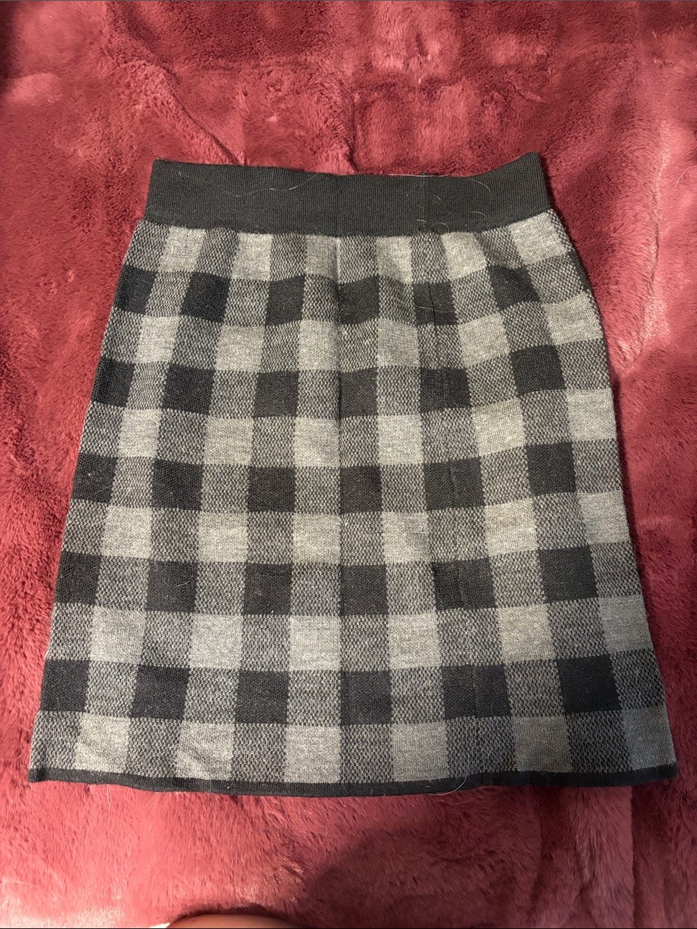 Adrienne Vittadini Black and Gray Plaid Pencil Skirt